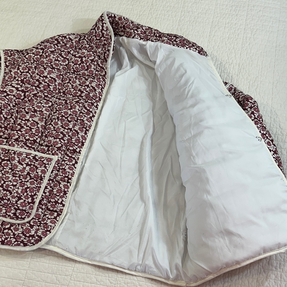 Quilted Floral Jacket Cottagecore Grandmacore Red White Medium Padded Coat NWOT - Picture 3 of 5